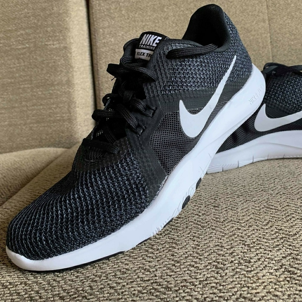 Nike Women's Flex Trainer 8 Cross